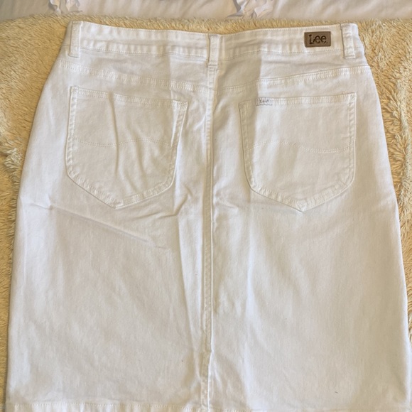 Lee white denim skirt size 14. - Picture 2 of 7